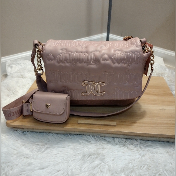 Juicy Couture Handbags - Juicy Couture Pink 🩷✨ League Large Flap Purse (Multi Strap) 🆕